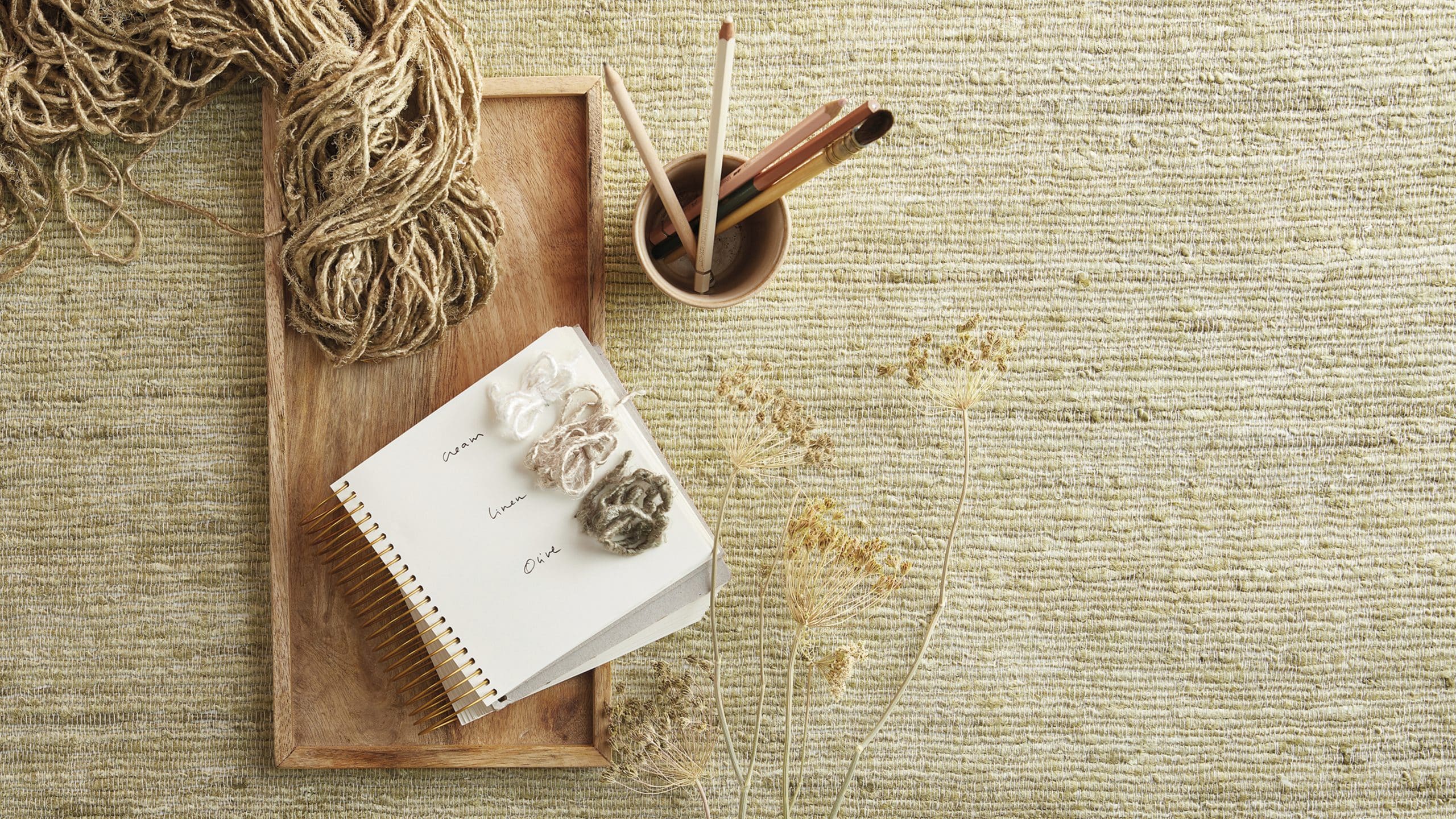 Loom-Stories_Entwined_LS207_Roomshot-2560×1440